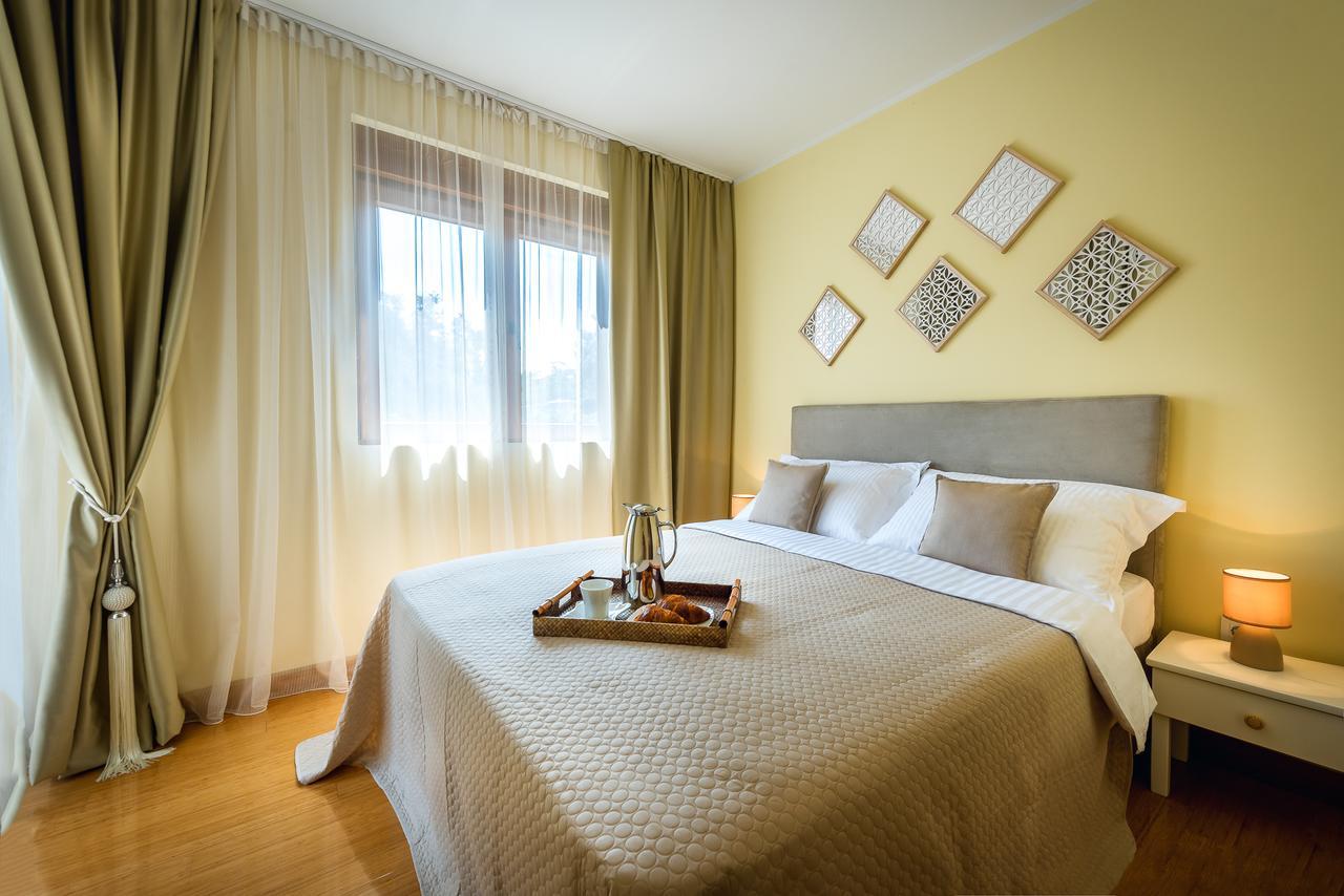 Santorini Apart Krasići Εξωτερικό φωτογραφία